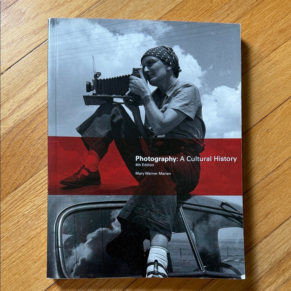 Photography: A Cultural History (4th edition)